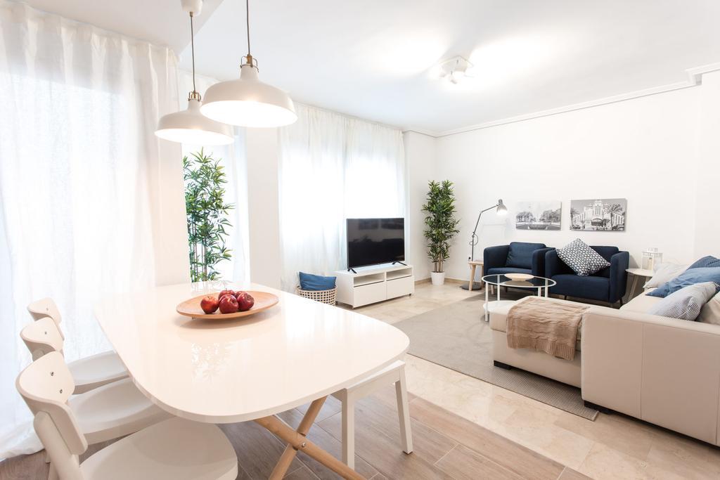 The Lucky Flats - Pintor Sorolla Apartment Аликанте Екстериор снимка