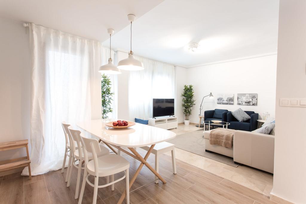 The Lucky Flats - Pintor Sorolla Apartment Аликанте Екстериор снимка